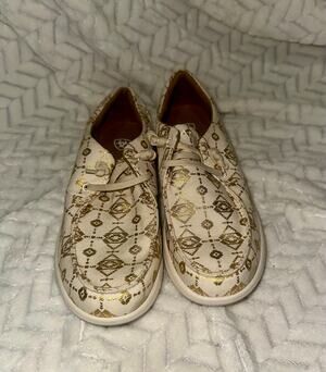 Ariat Women’s Casual Lace Shoes Cream Gold Pattern Size 8B